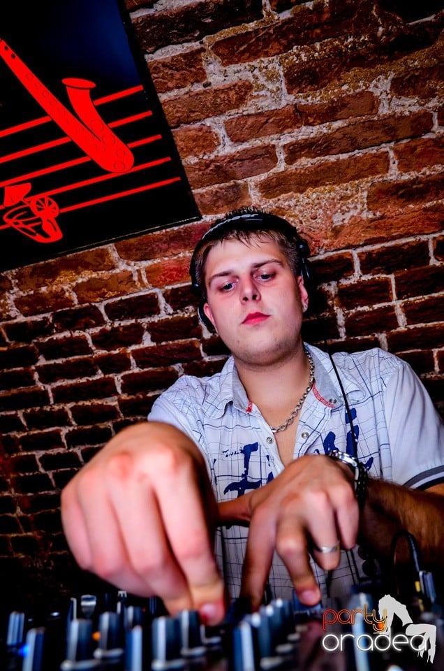 Lakodalmas-mulatos party, 