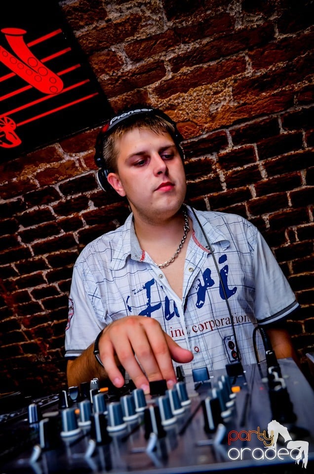 Lakodalmas-mulatos party, 