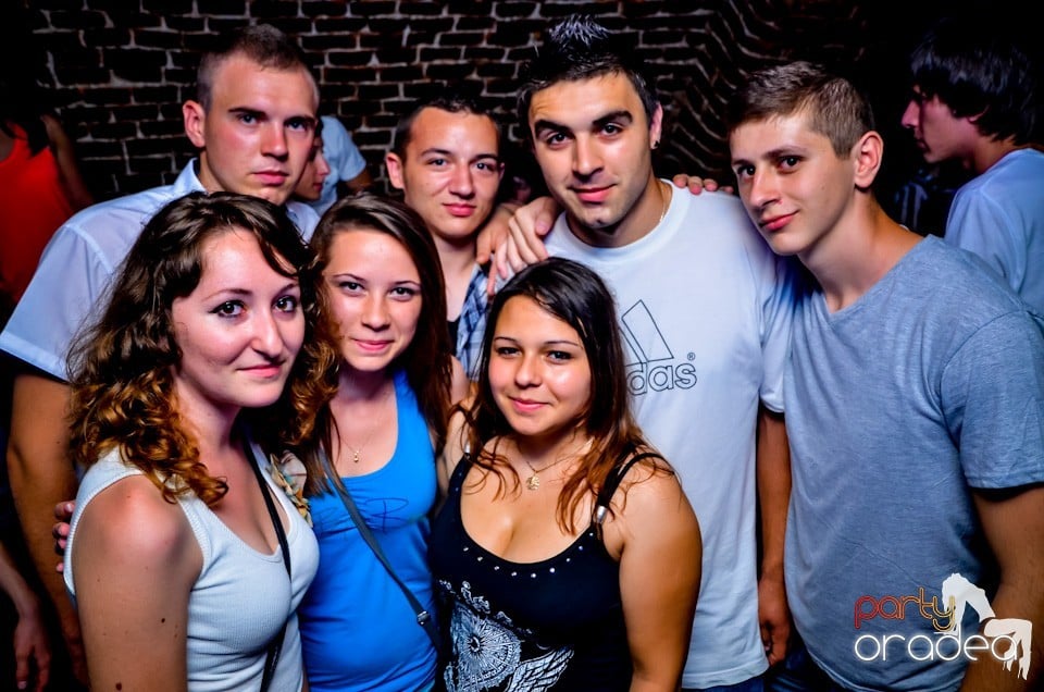 Lakodalmas-mulatos party, 