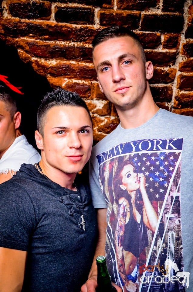 Lakodalmas-mulatos party, 