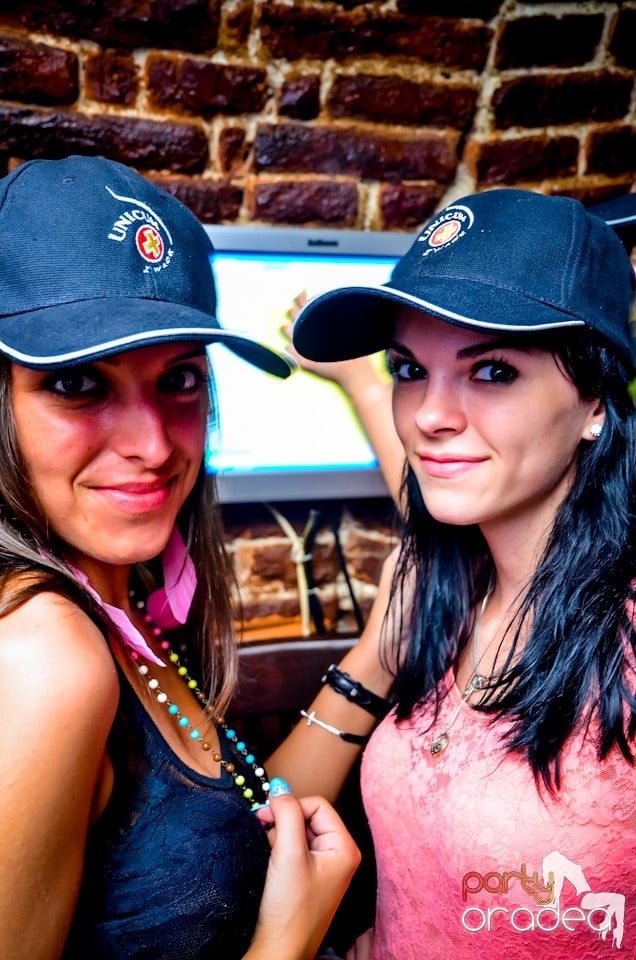 Lakodalmas-mulatos party, 