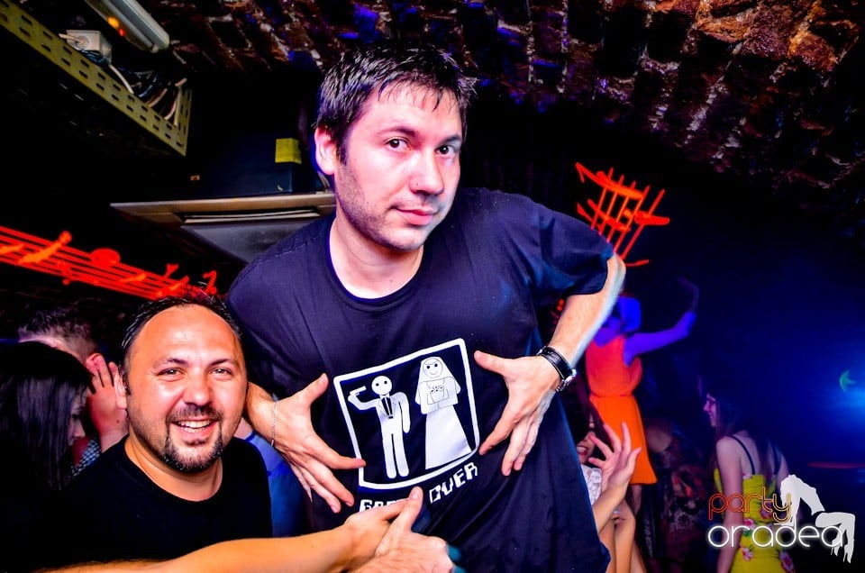 Lakodalmas-mulatos party, 