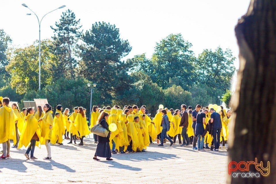 ‎Aleg să zâmbesc! - cel mai mare Smiley uman din România, Oradea