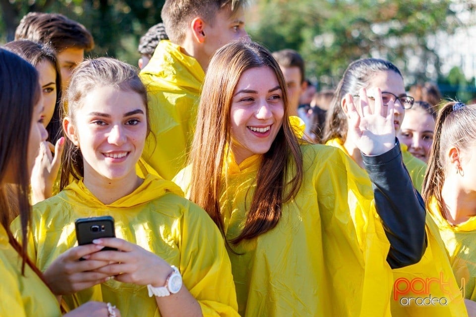 ‎Aleg să zâmbesc! - cel mai mare Smiley uman din România, Oradea