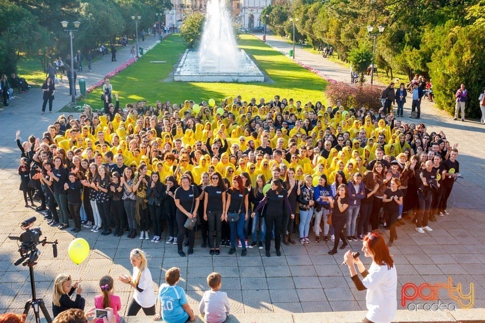 ‎Aleg să zâmbesc! - cel mai mare Smiley uman din România, Oradea