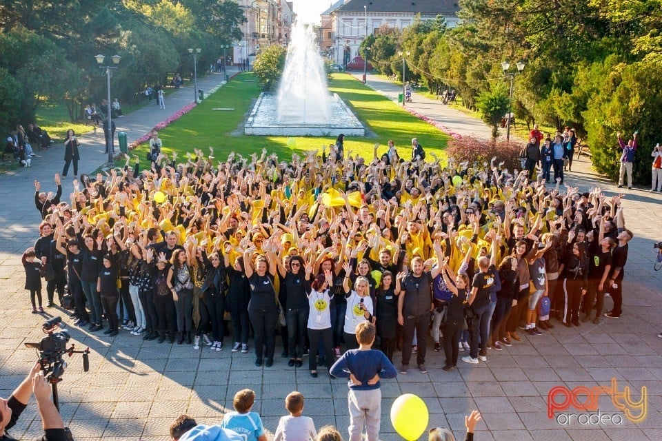 ‎Aleg să zâmbesc! - cel mai mare Smiley uman din România, Oradea