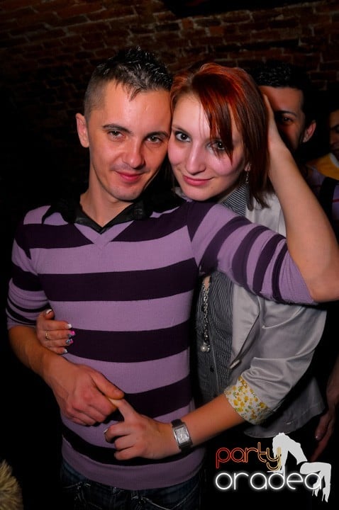 Let's party in Escape!, 