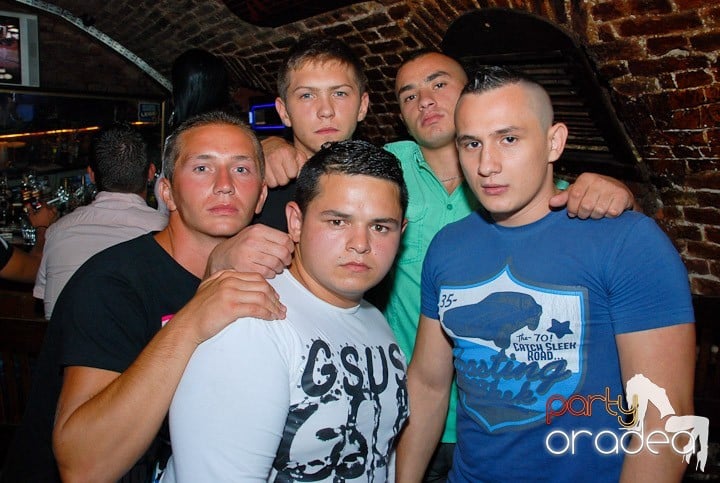 Let the music play!, 