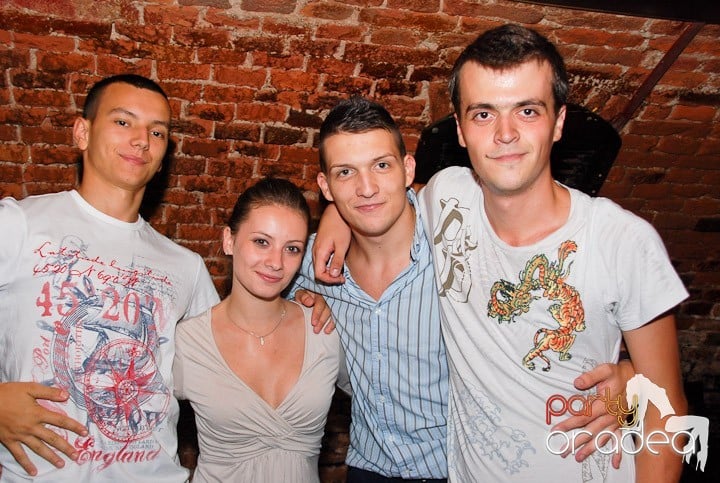 Let the music play!, 