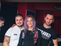 Petrecere în Club life