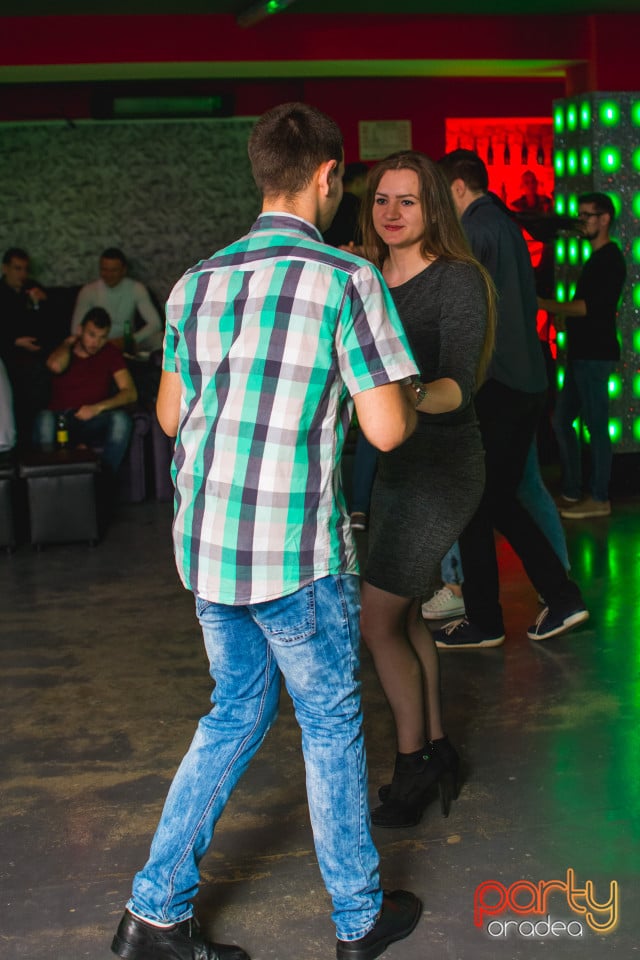 Seară de Dans în Club Life, 