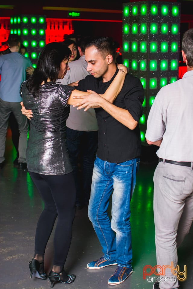 Seară de Dans în Club Life, 