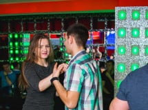 Seară de Dans în Club Life