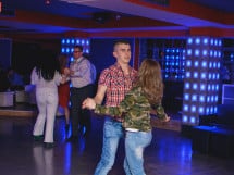 Seară de Dans în Club Life
