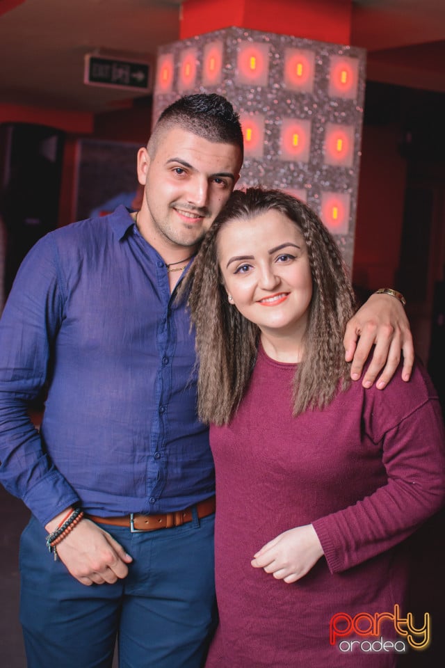Petrecere în Club life, 