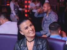 Petrecere în Club life