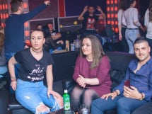 Petrecere în Club life