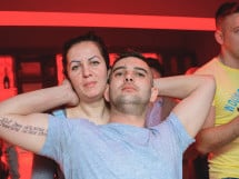 Petrecere în Club life