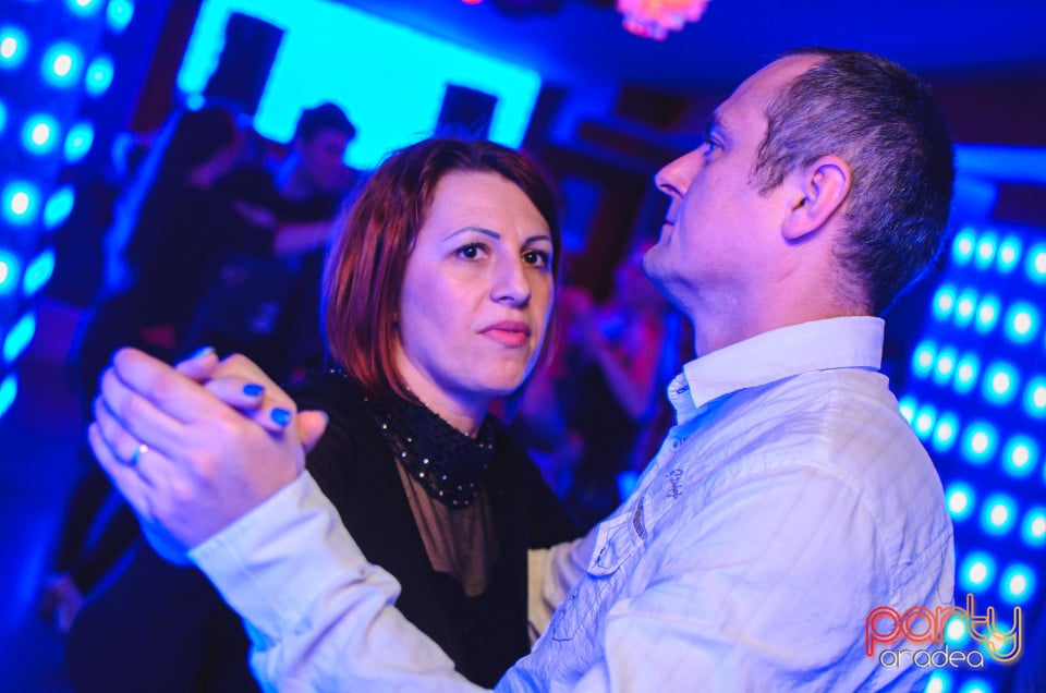 Seară de Dans în Club Life, 
