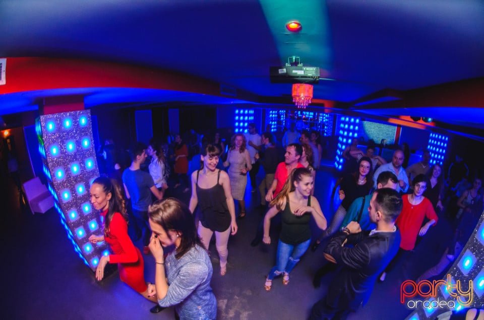 Seară de Dans în Club Life, 