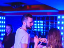 Seară de Dans în Club Life