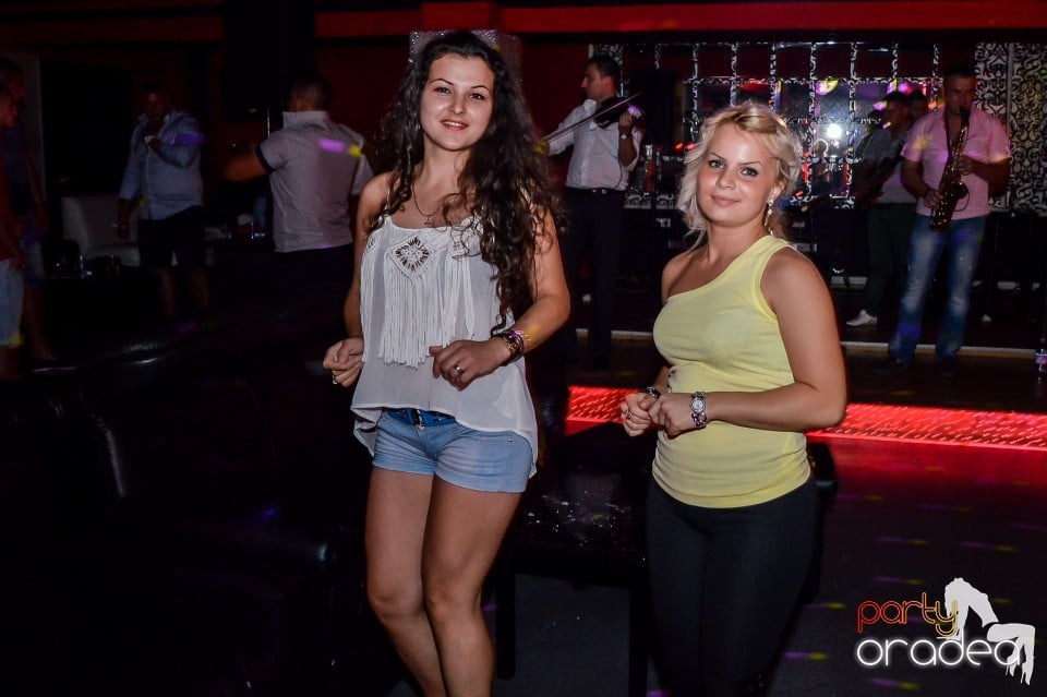 Life - Muzica Live Blaga De La Oradea, 