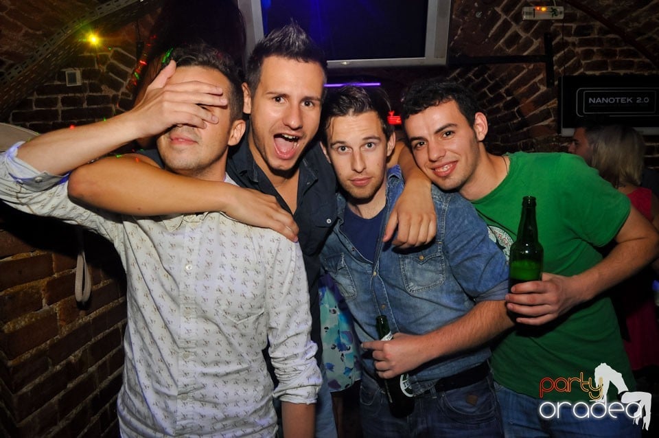 Lizard in the Mix @ Escape, 