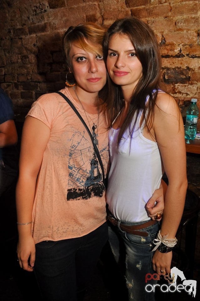 Lizard in the Mix @ Escape, 