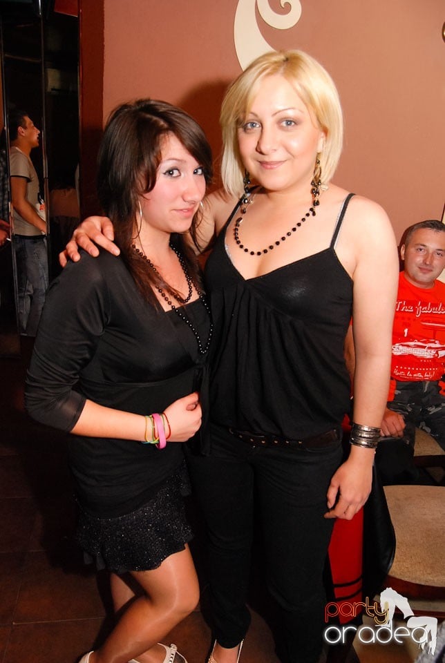 Lollipop Party continuă în Chanson, 