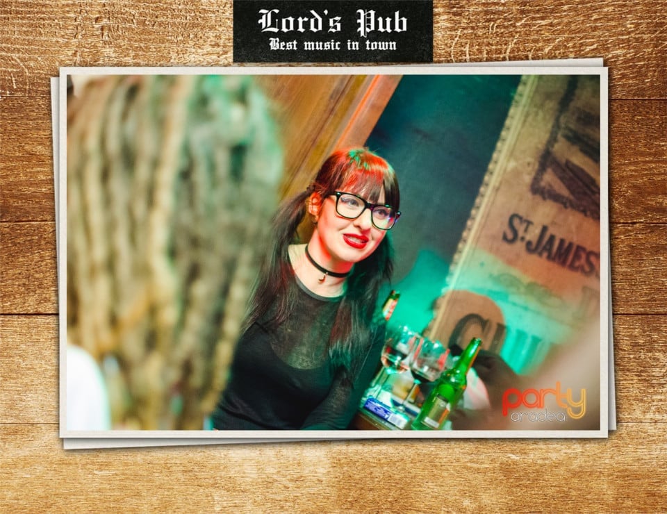 Distracţie în Lord's Pub, Lord's Pub