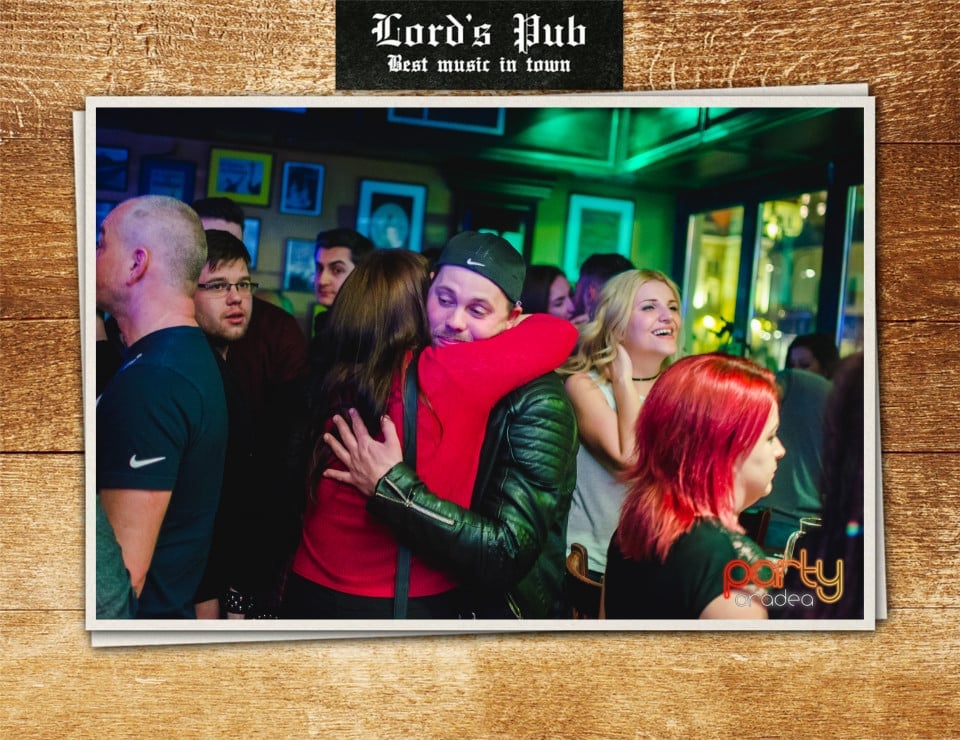 Distracţie în Lord's Pub, Lord's Pub