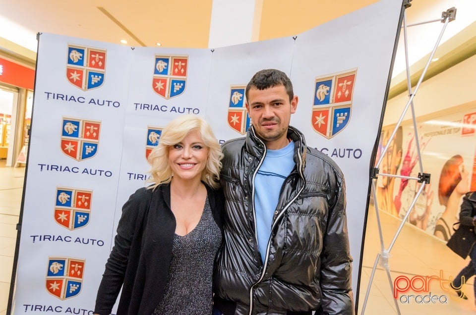 Loredana alături de Ţiriac Auto în Lotus Center, Ţiriac Auto