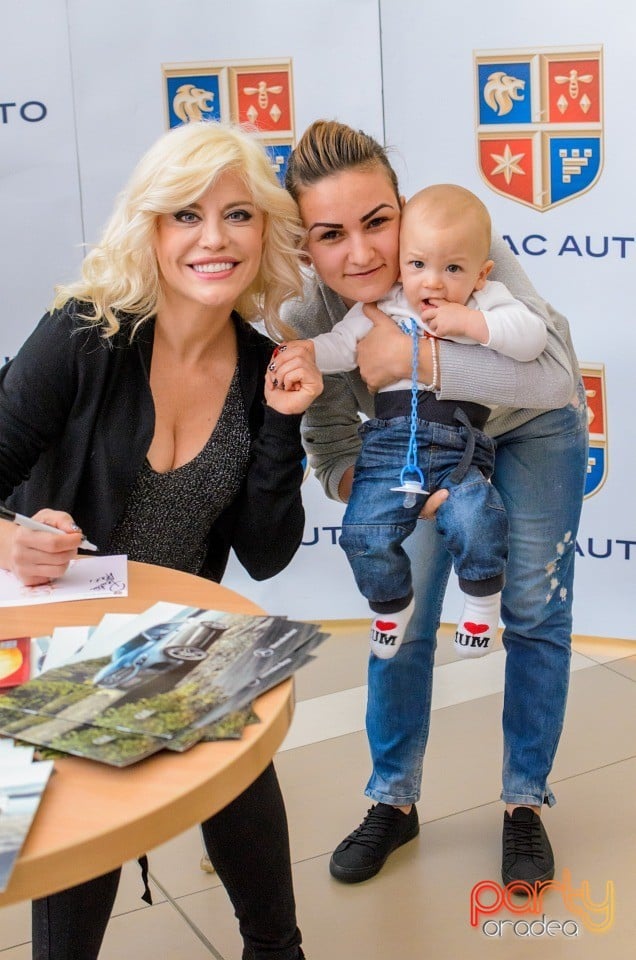 Loredana alături de Ţiriac Auto în Lotus Center, Ţiriac Auto