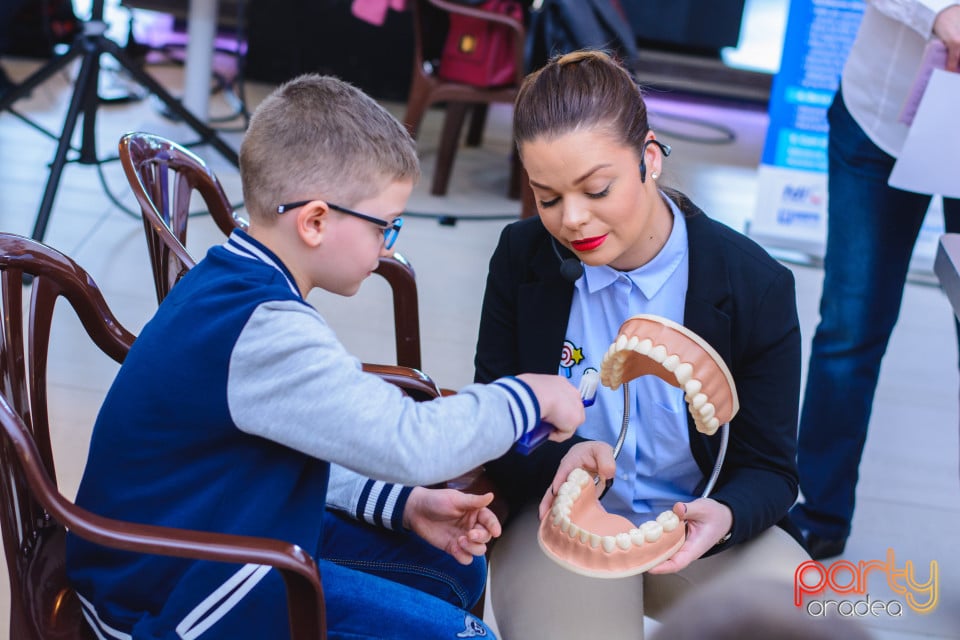 Zilele Mondiale ale Sănătăţii Orale, Lotus Center