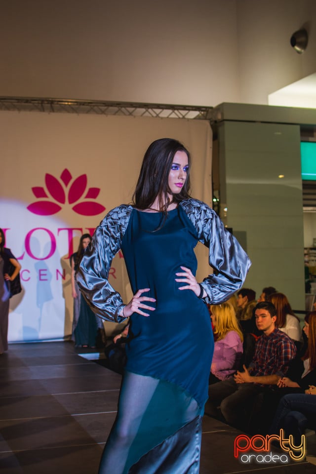 Fashion Gate, Lotus Center