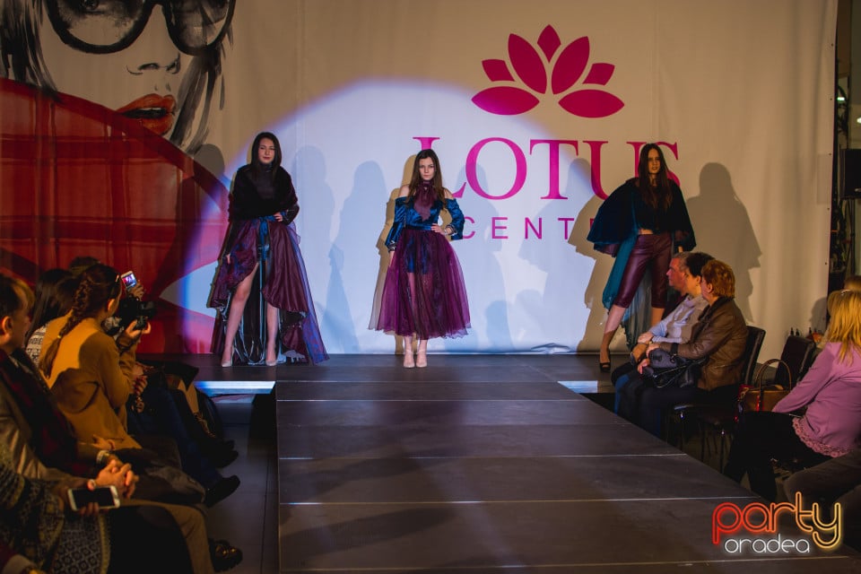 Fashion Gate, Lotus Center