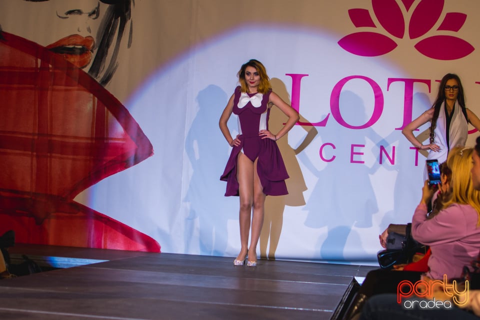 Fashion Gate, Lotus Center