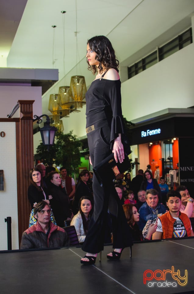 Spring Fashion Show la Lotus Center, Lotus Center