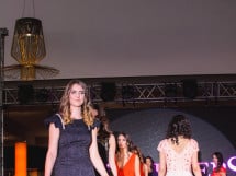 Spring Fashion Show la Lotus Center