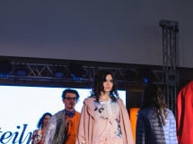 Spring Fashion Show la Lotus Center