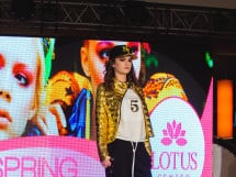 Spring Fashion Show la Lotus Center