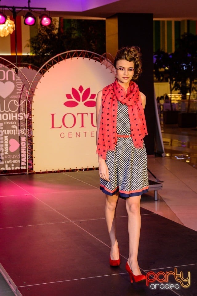 Lotus Fashion Weekend, Lotus Center