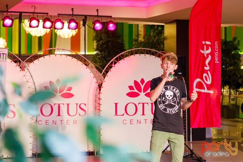 Lotus Fashion Weekend, Lotus Center