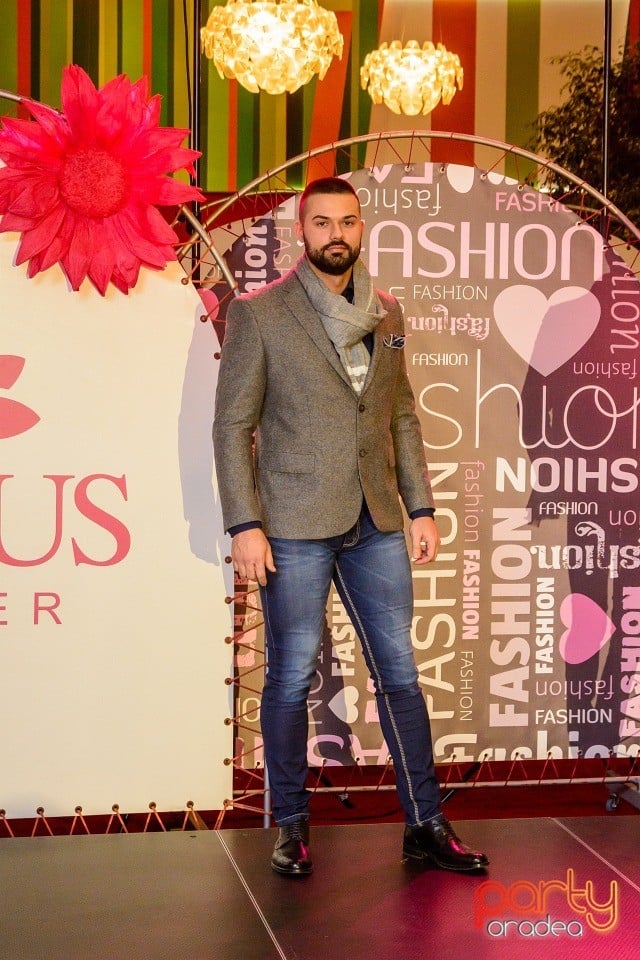 Lotus Fashion Weekend, Lotus Center