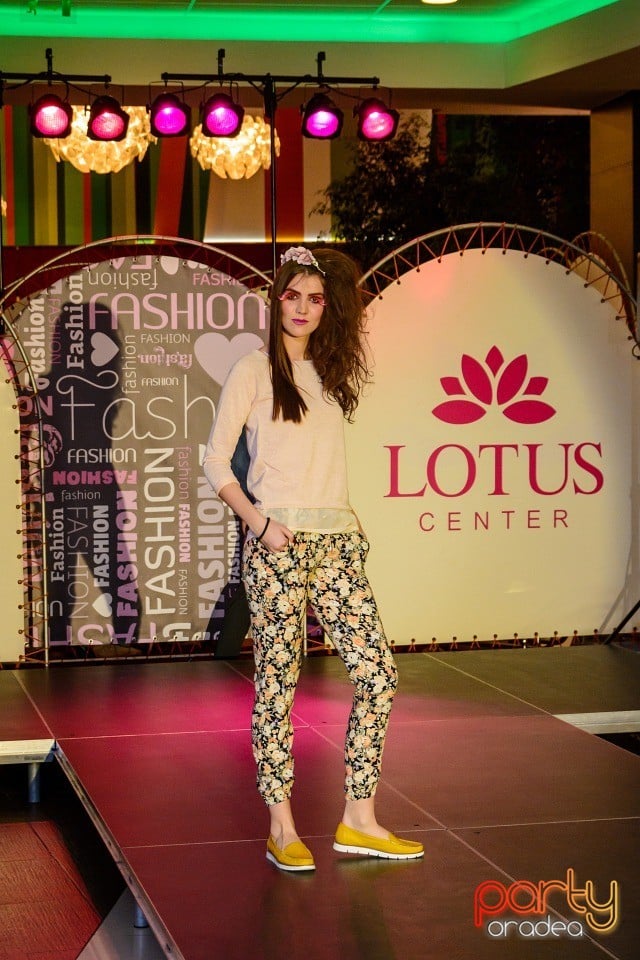 Lotus Fashion Weekend, Lotus Center