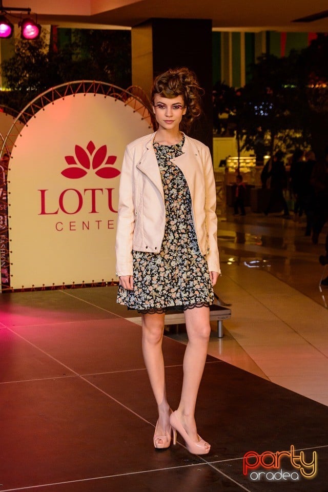 Lotus Fashion Weekend, Lotus Center