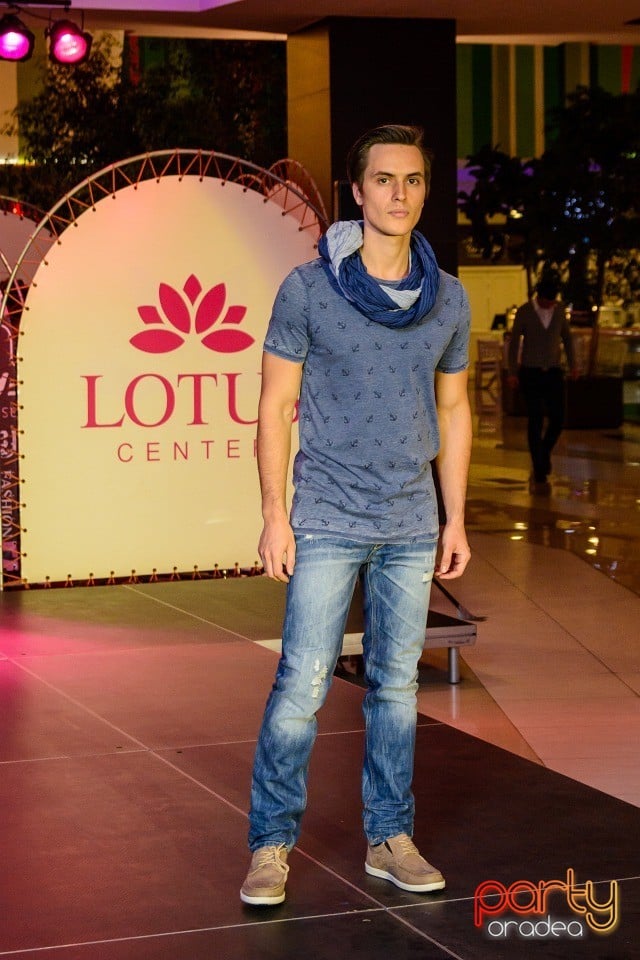 Lotus Fashion Weekend, Lotus Center