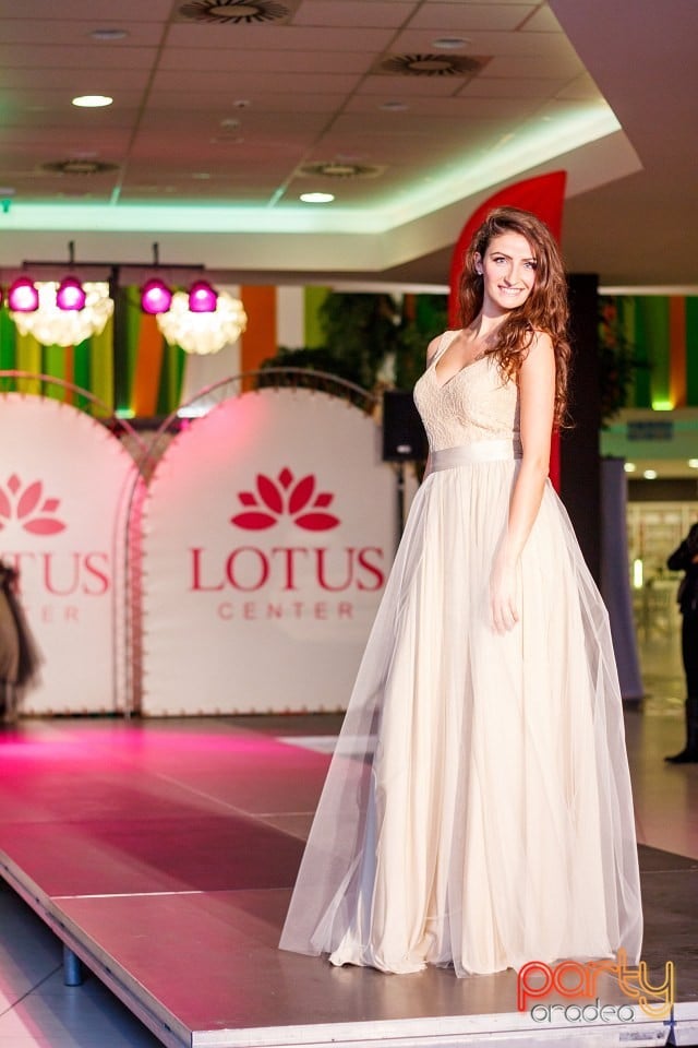 Lotus Fashion Weekend, Lotus Center