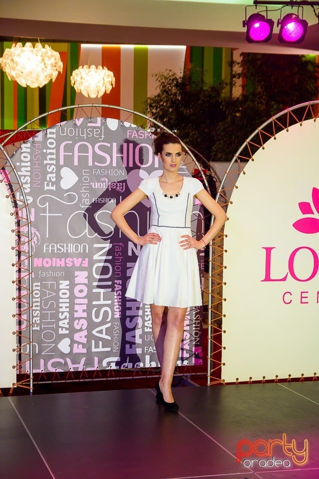 Lotus Fashion Weekend, Lotus Center