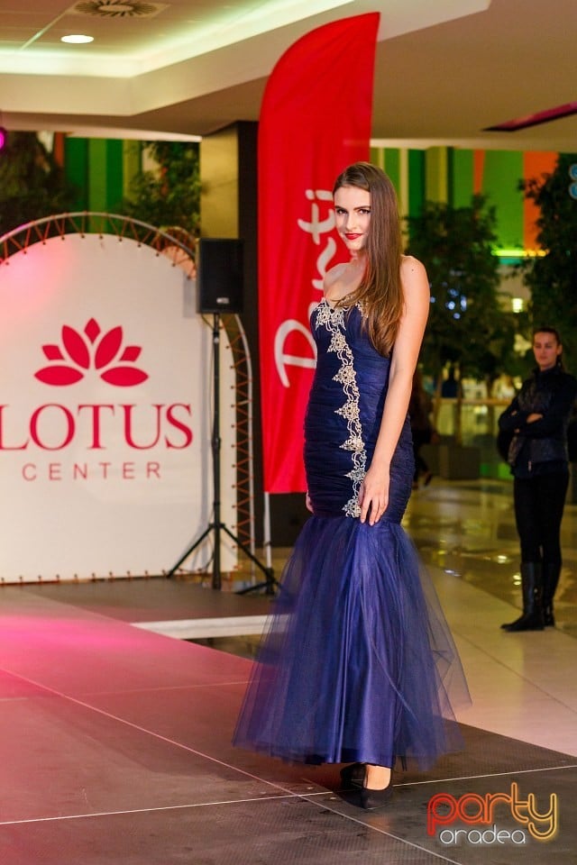 Lotus Fashion Weekend, Lotus Center